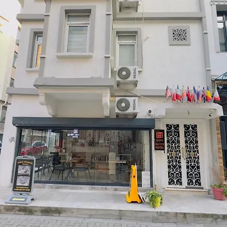 Hotel La Old 3*